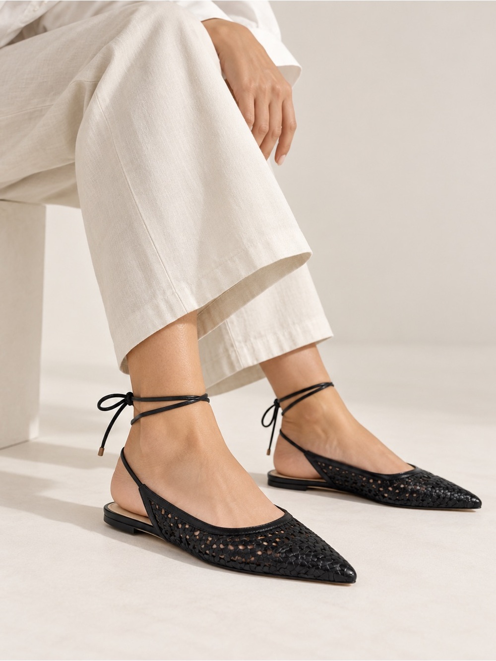 The Frankie Shop x Porte & Paire Woven Leather Point-Toe Flats